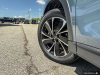 Experience the confident handling and smooth ride of this 2024 Mazda CX-5 GS, boasting only 6904 kil... (image 9)