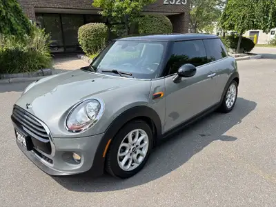 Excellent Condition, No Accidents (Carfax Verified), Only 84000 Km, Panoramic Sunroof, Leather Inter...