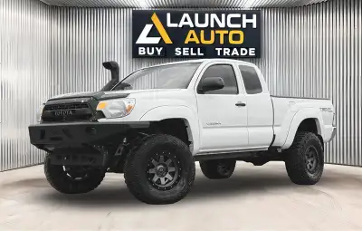 Introducing this rugged Toyota Tacoma TRD off road. This Tacoma comes very well equipped with Blueto...