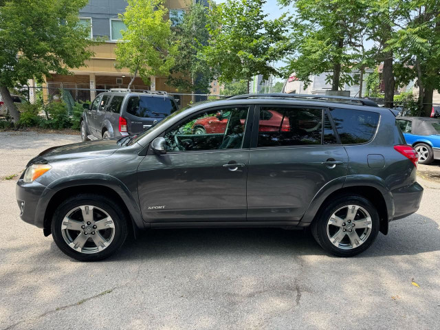 2010 Toyota RAV4 SPORT V6 - 4X4 in Cars & Trucks in City of Toronto - Image 2