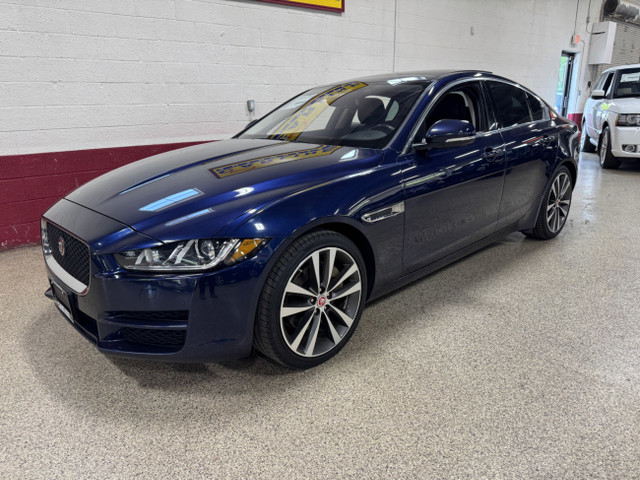 2017 Jaguar XE AWD 20d - BLUETOOTH - NAVI - BACKUP CAM - BLINDSP in Cars & Trucks in Mississauga / Peel Region - Image 3