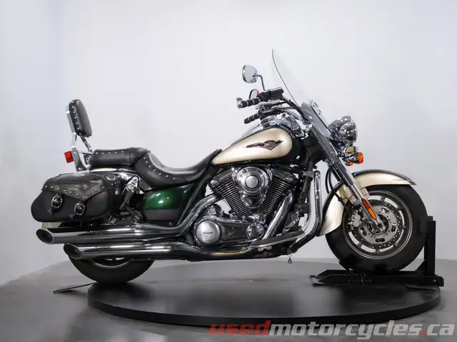 2009 Kawasaki Vulcan 1700 Classic LT in Street, Cruisers & Choppers in Kelowna - Image 3