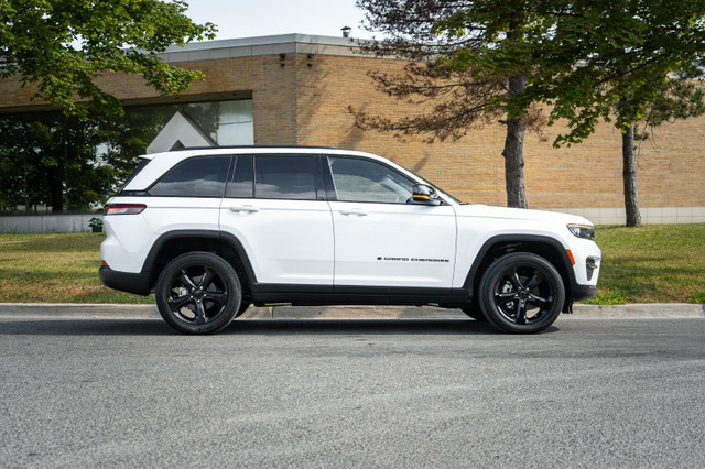 2024 Jeep Grand Cherokee Altitude in Cars & Trucks in Mississauga / Peel Region - Image 4