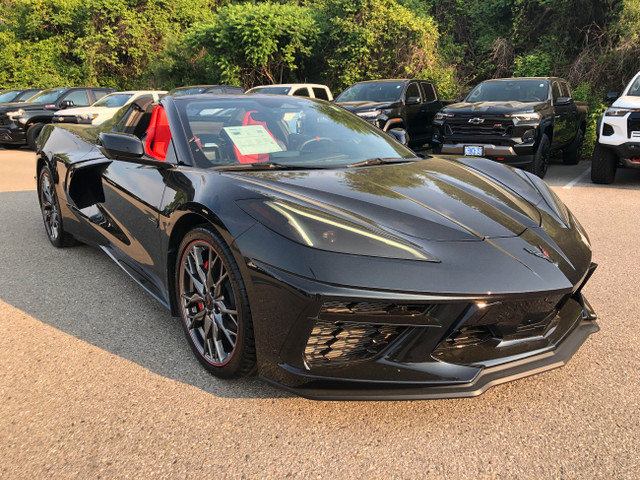 Convertible 2024 Chevrolet Corvette 1LT in Cars & Trucks in London - Image 3