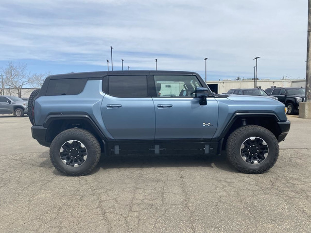 GMC Hummer EV SUV 3X 2024 in Cars & Trucks in Grande Prairie - Image 4