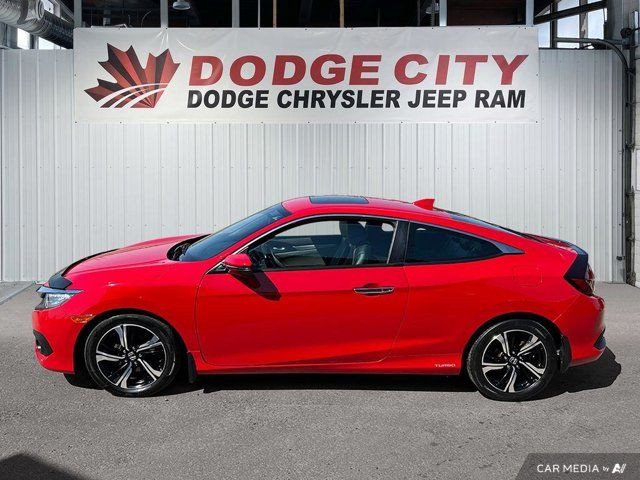 2018 Honda Civic Coupe Touring in Cars & Trucks in Saskatoon - Image 2
