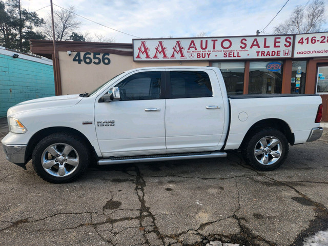 2013 Ram 1500 4WD Crew Cab 140.5" Big Horn in Cars & Trucks in Oshawa / Durham Region - Image 2