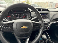 Dealer Certified Pre-Owned. This Chevrolet Trailblazer boasts a Gas I3 1.3L/ engine powering this Au... (image 3)
