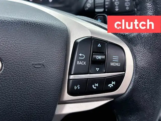 2021 Ford Explorer XLT 4WD w/ Apple CarPlay, Heated Front Seats, in Cars & Trucks in Ottawa - Image 29