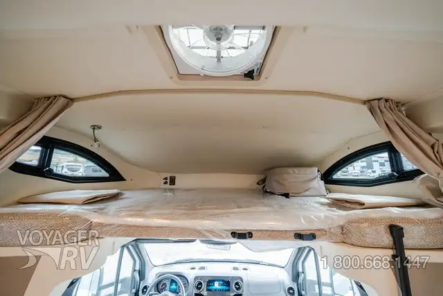 2025 Winnebago Navion 24J in RVs & Motorhomes in Kelowna - Image 33