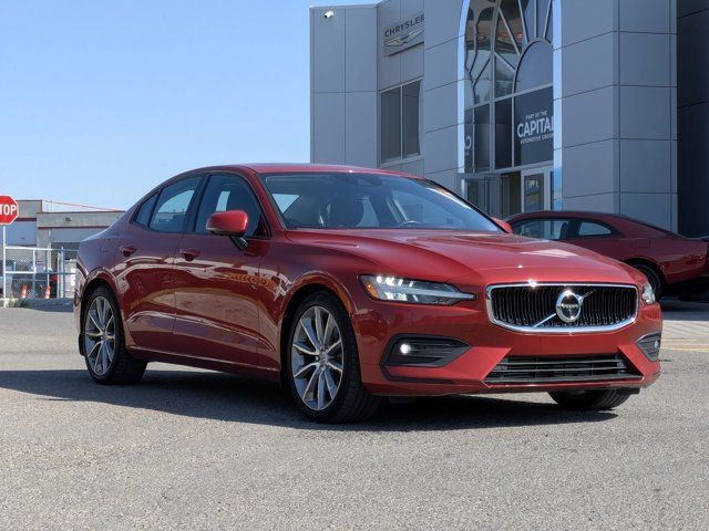 2019 Volvo S60 Momentum - Sensus Connect - 9 Touchscreen - FWD in Cars & Trucks in Calgary - Image 2