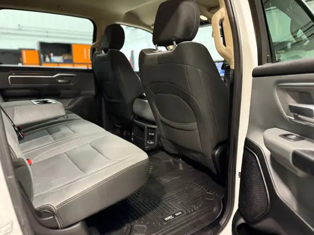 2019 RAM 1500 BIG HORN 4X4 CREW CAB *SAFETIED* *CLEAN TITLE* in Cars & Trucks in Winnipeg - Image 31