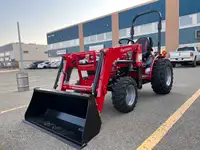 NEW MAHINDRA Max 26XLT LOADER tractor 0% Financing 