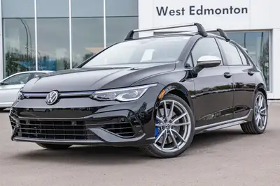 LOW KM! - AWD - Premium LEATHER Interior - Power SUNROOF - NAVIGATION - TOUCHSCREEN Display - PREMIU...