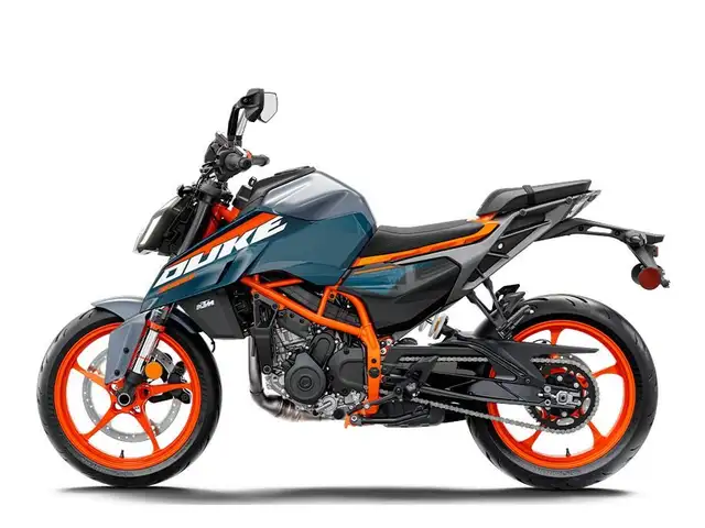 2024 KTM 390 DUKE in Sport Touring in Granby - Image 5