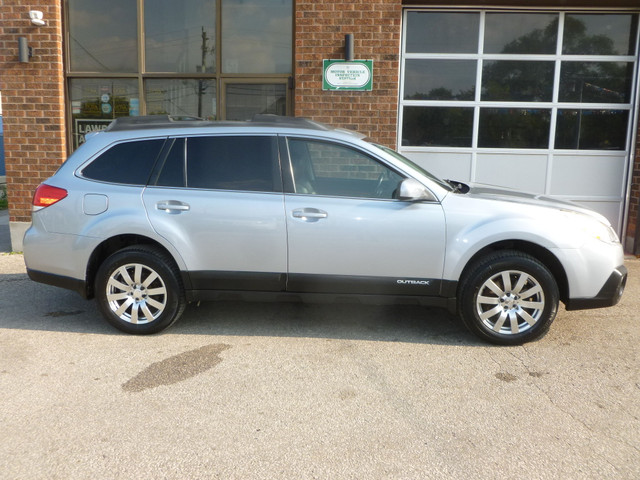 2013 Subaru Outback LIMITED 3.6R in Cars & Trucks in City of Toronto - Image 4