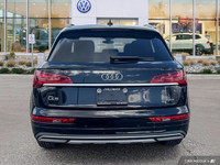 This Audi Q5 boasts a Intercooled Turbo Gas/Electric I-4 2.0 L/121 engine powering this Automatic tr... (image 3)