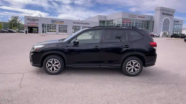 2020 Subaru Forester Touring | AWD | Sunroof | Backup Camera in Cars & Trucks in Prince George - Image 7