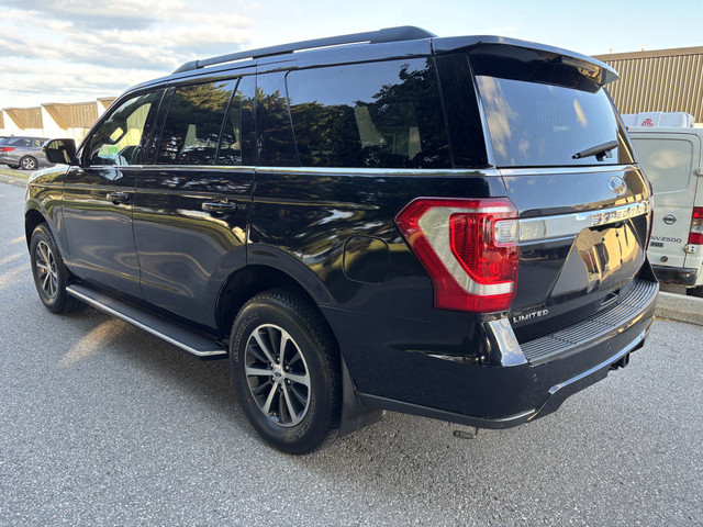 2021 Ford Expedition Max XLT. 4dr 4x4 Automatic in Cars & Trucks in City of Toronto - Image 4