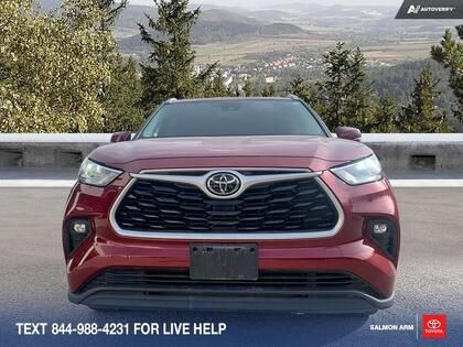 2020 Toyota Highlander XLE in Cars & Trucks in Kamloops - Image 2