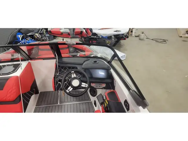 2022 Air Nautique GS20 CONSIGNATION PAS DE TAXES in Powerboats & Motorboats in Granby - Image 7