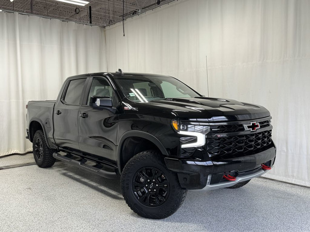 2023 Chevrolet Silverado 1500 ZR2 4X4 - Remote Start, Backup Cam in Cars & Trucks in Strathcona County - Image 2