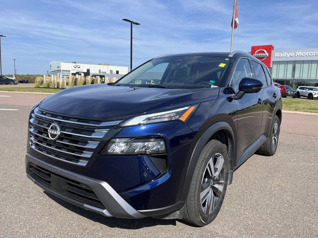 2024 Nissan Rogue SL AWD LEATHER HEATEDSEATS HEATEDSTEERING MOON in Cars & Trucks in Moncton