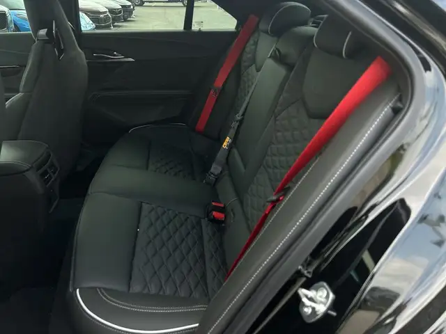 2025 Cadillac CT4-V 4dr Sdn Blackwing manual in Cars & Trucks in Mississauga / Peel Region - Image 19