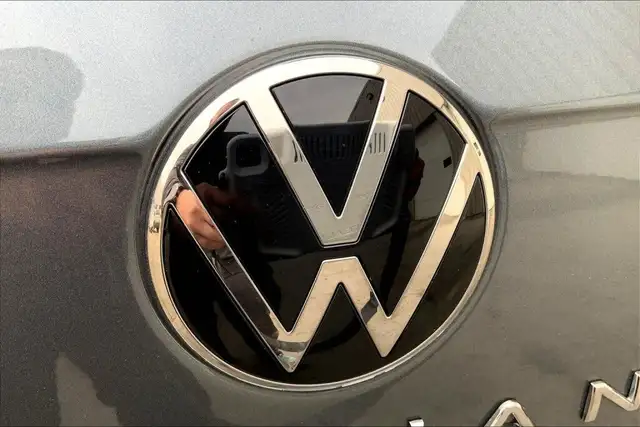 2022 Volkswagen Tiguan COMFORTLINE R-L AWD in Cars & Trucks in Strathcona County - Image 9