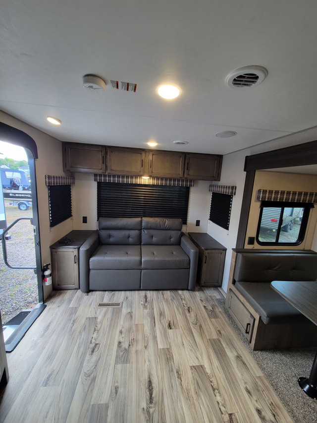 2021 Venture Stratus 261VRL in Travel Trailers & Campers in New Glasgow - Image 2