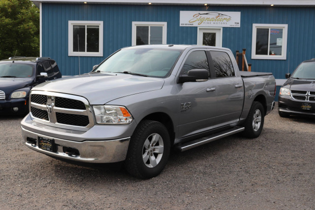 2020 Ram 1500 Classic SLT 4x4 Crew Cab 5'7" Box in Cars & Trucks in Guelph