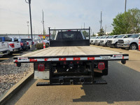 2023 Ford Super Duty F-550 DRW XLT 4WD Crew Cab 203" WB 84" CA, 6.7L V8 Diesel, 12ft Deck, Extra Hea... (image 3)