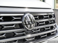 This Volkswagen Atlas boasts a Intercooled Turbo Regular Unleaded I-4 2.0 L/121 engine powering this... (image 9)
