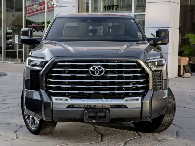 2023 Toyota Tundra 4x4 Crewmax Capstone Hybrid in Cars & Trucks in City of Toronto - Image 6