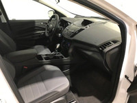 19 Escape with bluetooth, backup camera and more. 2.5 liter engine. Ask about our Lease to Own plan.... (image 4)