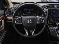 Experience refined versatility, advanced technology, and exceptional comfort with the 2018 Honda CR-... (image 9)