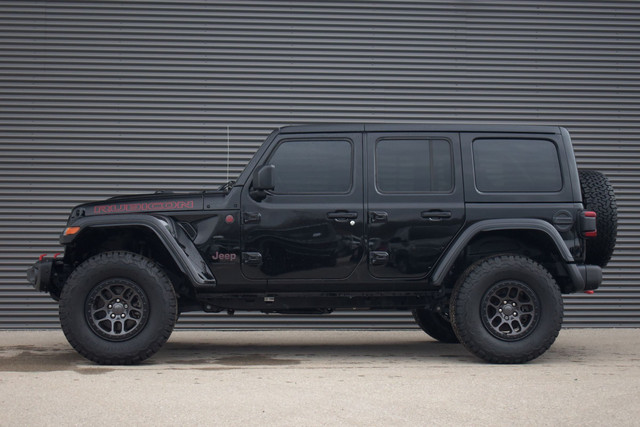 2023 Jeep Wrangler Rubicon Low KM, Clean Carfax, Well Equipped, in Cars & Trucks in London - Image 3