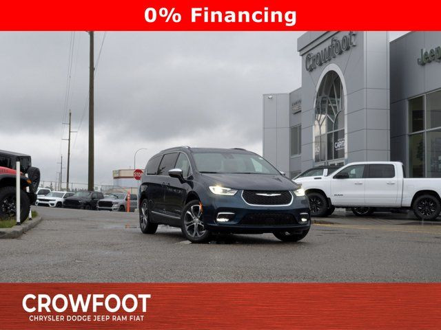 2025 Chrysler Pacifica AWD Pinnacle AWD - TRAILER TOW PKGE in Cars & Trucks in Calgary