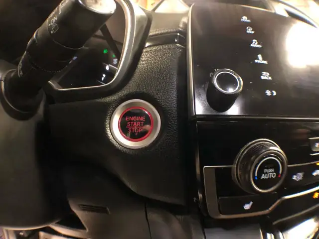 2020 Honda CR-V TOURING AWD LEATHER SUNROOF NAVI B/SPOT CAMERA dans Autos et camions dans Ville de Toronto - Image 27