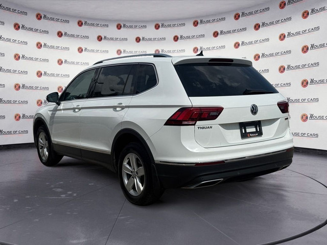 2020 Volkswagen Tiguan Highline 4MOTION Panoramic roof Bluetooth in Cars & Trucks in Calgary - Image 4
