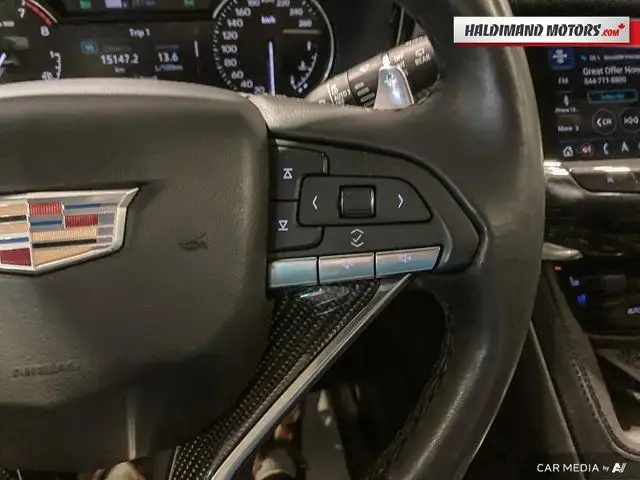2023 Cadillac XT6 AWD Sport in Cars & Trucks in Hamilton - Image 20