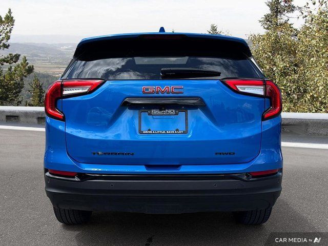 2024 GMC Terrain SLE | Moonroof | Navigation | All Wheel Drive in Cars & Trucks in Cowichan Valley / Duncan - Image 4