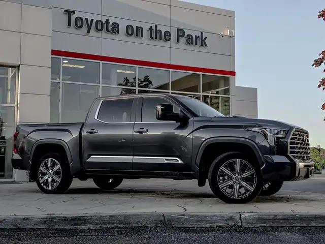 2023 Toyota Tundra 4x4 Crewmax Capstone Hybrid in Cars & Trucks in City of Toronto - Image 10