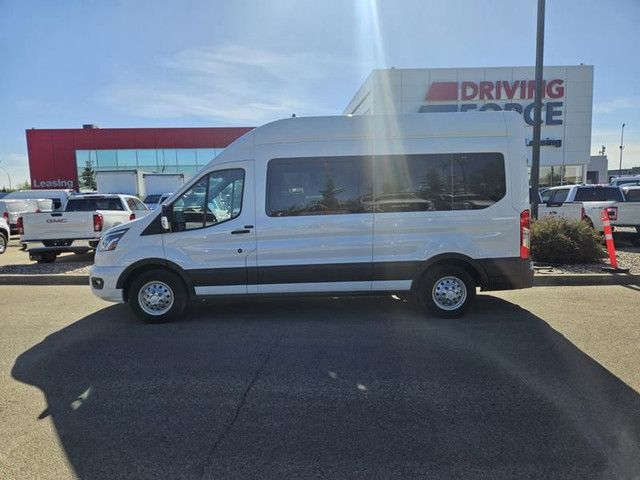 2023 Ford Transit Passenger Wagon Transit 15 Passenger Wagon T-3 in Cars & Trucks in St. Albert - Image 2