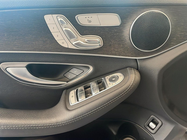 2020 Mercedes-Benz C300 4MATIC Sedan in Cars & Trucks in Calgary - Image 3