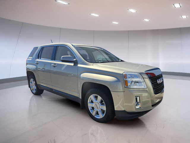 GMC Terrain Sle-1 2012 in Cars & Trucks in Medicine Hat