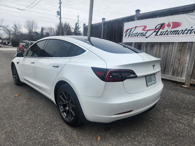  2019 Tesla Model 3 Standard Range in Cars & Trucks in Ottawa - Image 3