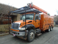  2007 International 4400 Posi Plus, 50 Ft, Boom, Bucket, Automat