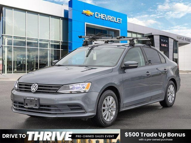 2015 Volkswagen Jetta Sedan Trendline | 6sp Manual | Backup Cam in Cars & Trucks in Tricities/Pitt/Maple
