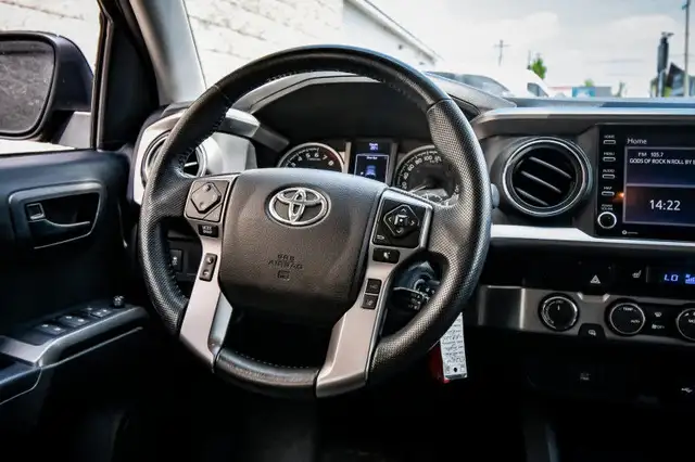 2022 Toyota Tacoma SR5 • SIDE STEPS • HEATED SEATS • CP/AA in Cars & Trucks in Kingston - Image 15